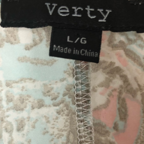 Verty Shirt - Picture 6 of 16